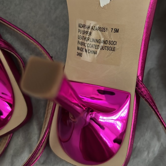 Steve Madden  Azariah Heeled Sandal - Picture 8 of 11